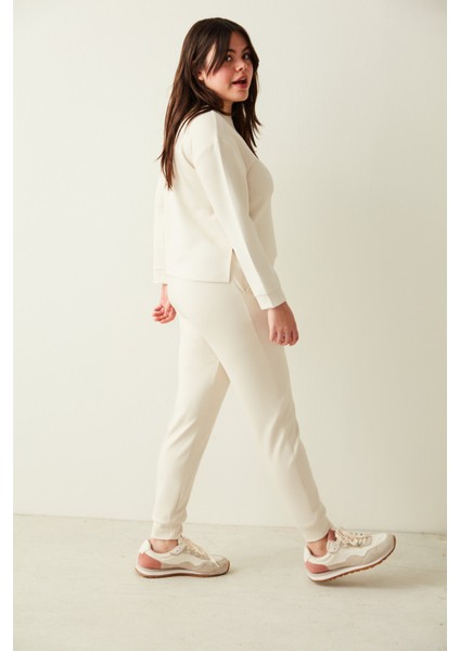 Önü Dikişli Jogger Pantolon