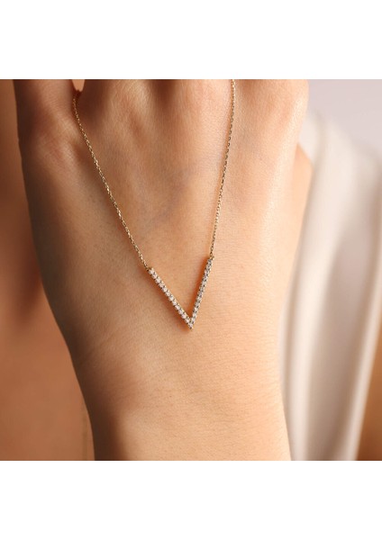 14 Ayar Altın Taşlı V Kolye modelleri