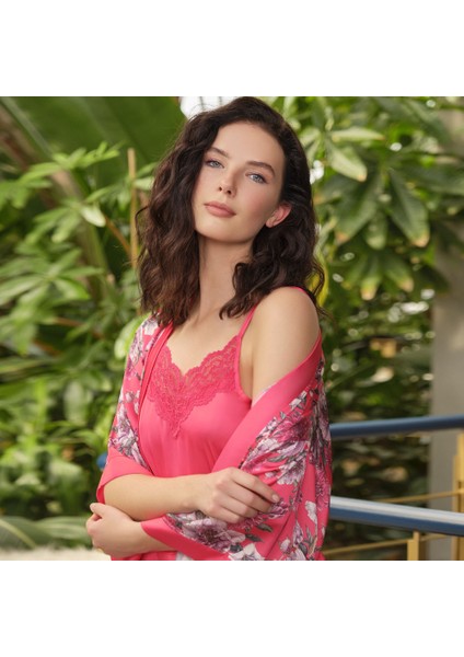 Secret Love Kadın Saten Çiçek Baskılı Sabahlık Dantelli Atlet Ve Pantolon Pijama 3 Lü Takım (5645) fiyatları