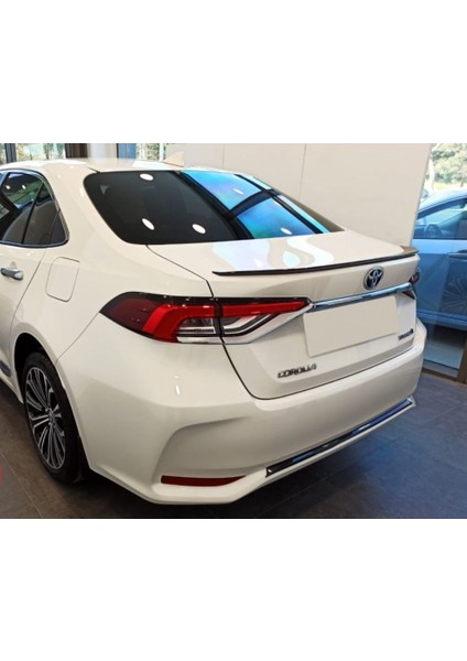 Toyota corolla bagaj üstü spoiler ince siyah boyalı 2019+