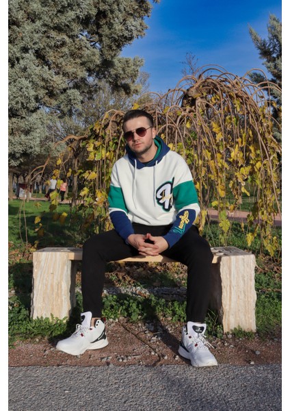 Collection Unisex Beyaz Oversize Baskılı Kapüşonlu Sweatshirt