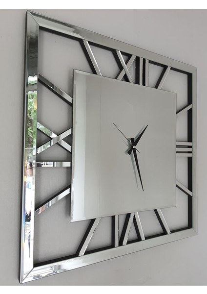 Time Silver Model Gümüş Renk 70 Cm x 70 Cm Dekoratif Aynalı Duvar Saati