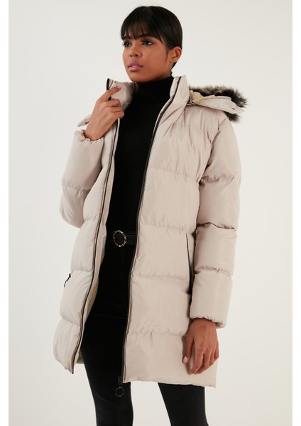 Yakası Suni Kürklü Çıkarılabilir Kapüşonlu Cepli Şişme Mont Bayan Mont 5761645 fırsatları