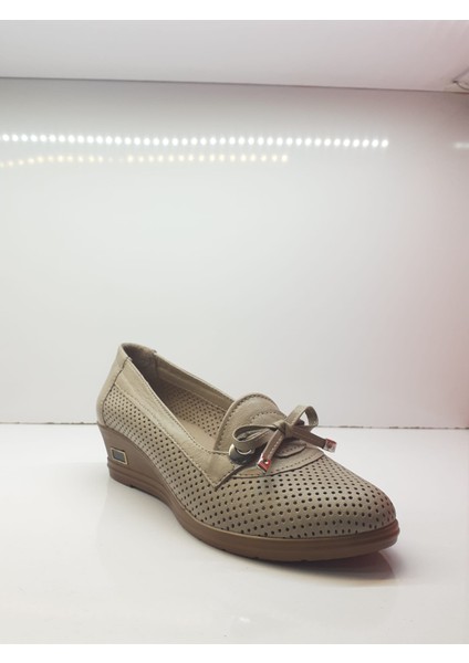 4421 Deri Comfort Kadın Mevsimlik Ayakkabı