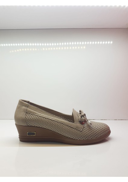 4421 Deri Comfort Kadın Mevsimlik Ayakkabı fiyatları