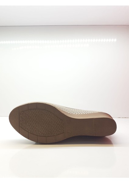 4421 Deri Comfort Kadın Mevsimlik Ayakkabı modelleri