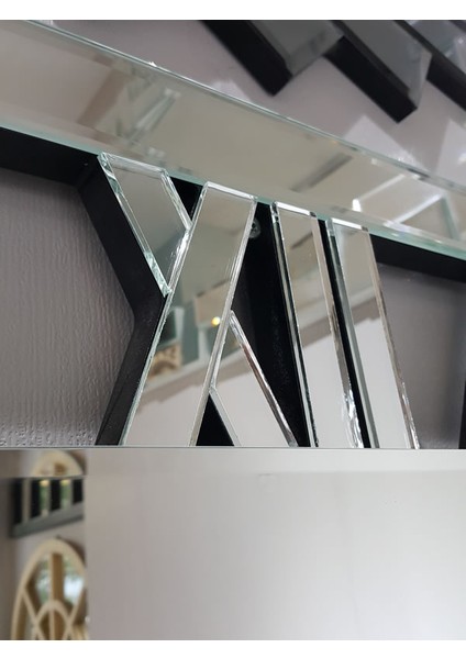 Square Silver Model Gümüş Renk 70 Cm x 70 Cm Dekoratif Aynalı Duvar Saati