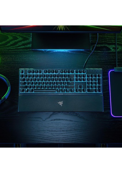 Ornata V3 x Klavye USB Su Geçirmez Türkçe Siyah Gaming Oyuncu Klavye