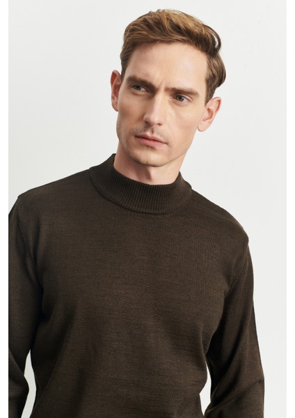 ALTINYILDIZ CLASSICS Erkek Kahverengi Standart Fit Normal Kesim Yarım Balıkçı Yaka Yünlü Triko Kazak modelleri