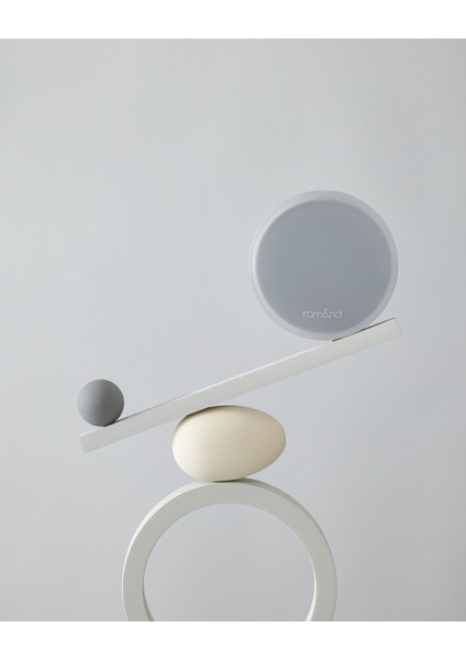 Rom&nd Nu Zero Cushion Natural SPF24 Pa++ - Fondöten