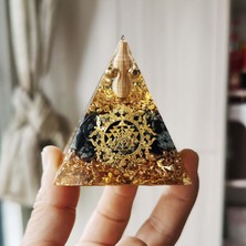 Orgone Piramit Kristal Meditasyon Yoga Taş Süslemesi