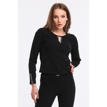 Sense Ön ve Kollar  Taşlı Scuba Krep Bluz | BLZ34186