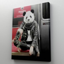 Dünyatablo Gerçek Metroda Panda Başlı Insan Kanvas Tablo