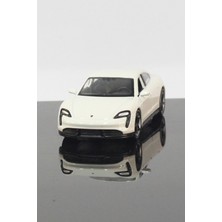 Toyaş Porsche Taycan Turbo S Model Çek Bırak Araba 11 cm Beyaz