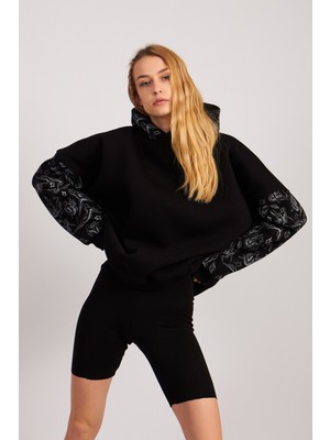 Timbre Oversize Kadın Kapüşonlu Siyah Sweatshirt Şardonlu 3 Iplik Kışlık Kalın Kumaş Baskılı