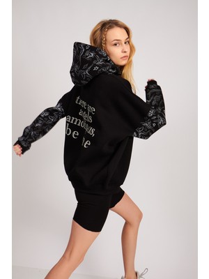Timbre Oversize Kadın Kapüşonlu Siyah Sweatshirt Şardonlu 3 Iplik Kışlık Kalın Kumaş Baskılı