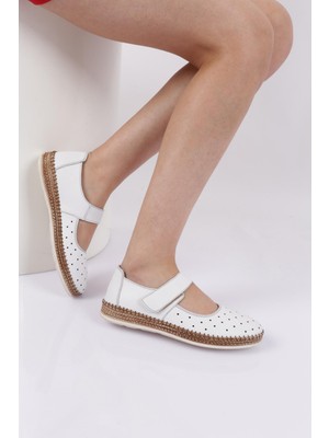 DGN P36-22Y Kadın Cırtlı Lazerlı Soft Anatomıc Footwear Derı Ayakkabı