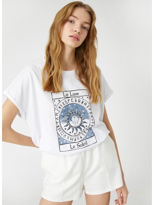 Koton Bisiklet Yaka Baskılı Kırık Beyaz Kadın T-Shirt 3SAL10062IK