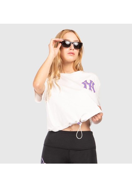 New York Yankees Kadın Kısa Crop T-Shirt fırsatları
