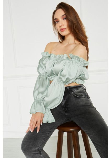 Balon Kol Crop Bluz fırsatları