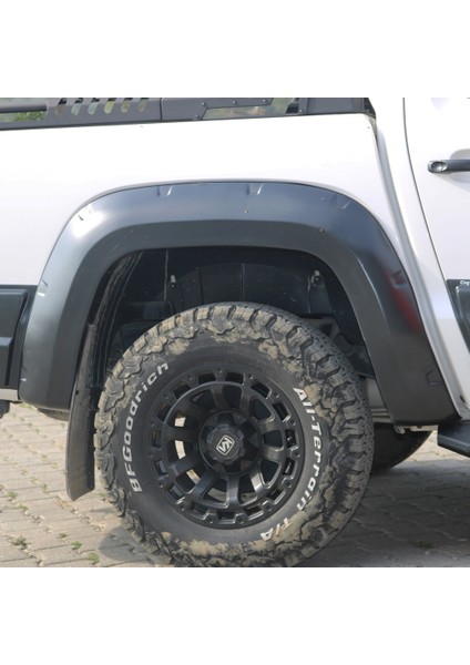 Volkswagen Amarok Çamurluk Dodik 4 Prç. 2010-2020 Arası Uyumlu modelleri