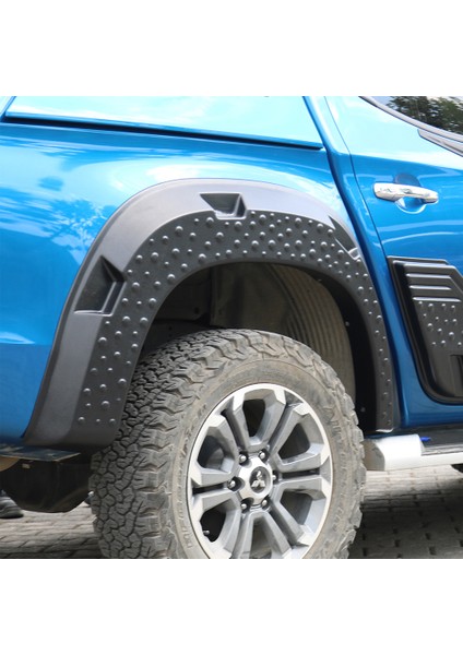 Mitsubishi L200 Çamurluk Dodikleri 4 Prç. 2019 ve Sonrası Uyumlu modelleri