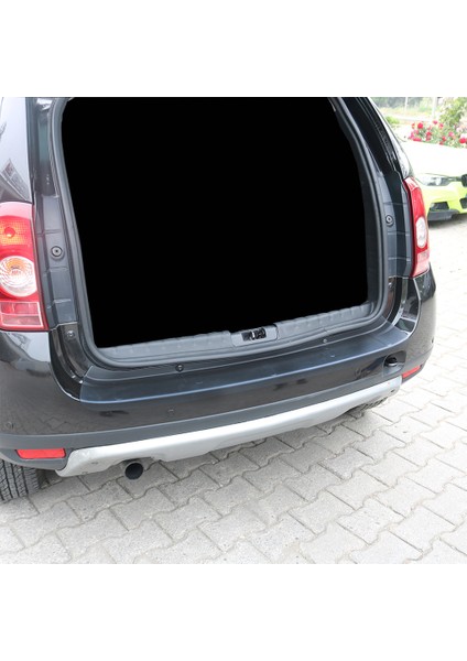 Dacia Duster Arka Tampon Eşiği Koruma Mat Siyah 2010-2017 modelleri