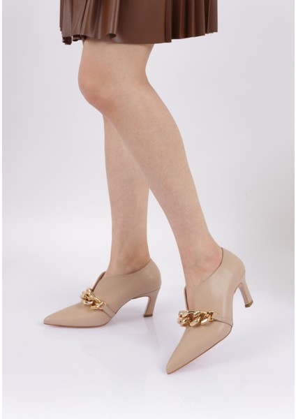 1723-22Y Kadın Sivri Burun Üstten Tüm Zincir Detaylı Topuklu Ayakkabı