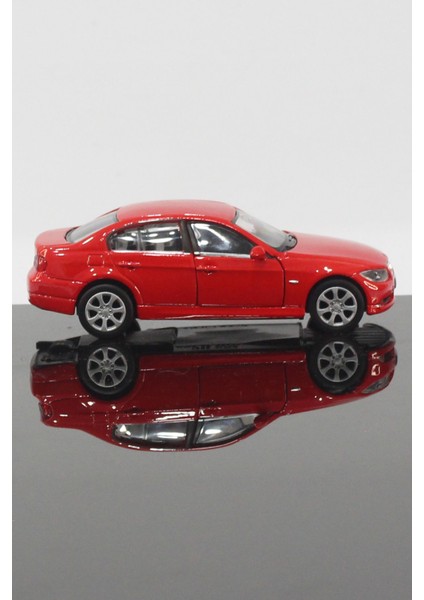 Bmw 330 I Model Çek Bırak Araba 11 cm Kırmızı