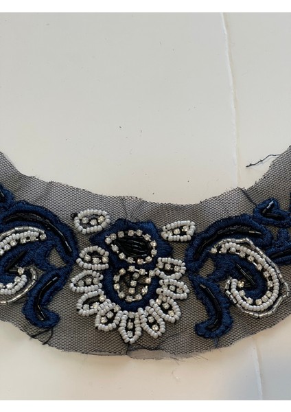 23X5 cm Taşlı Boncuklu Tasarım Kıyafet Yaka Aksesuarı Aplik Dikiş fiyatları