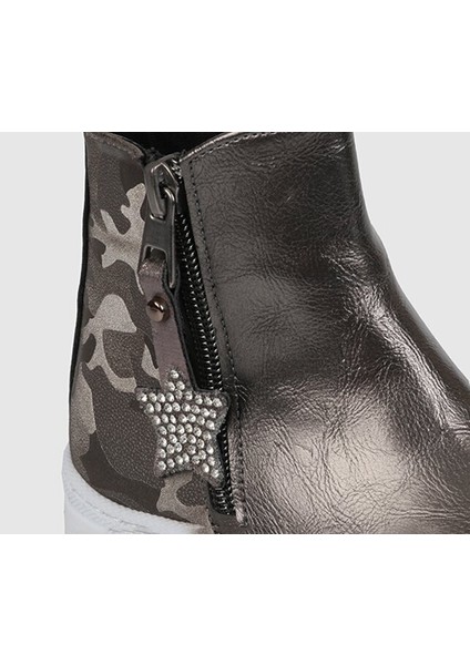 Siyah Kız Çocuk Bot indirimleri