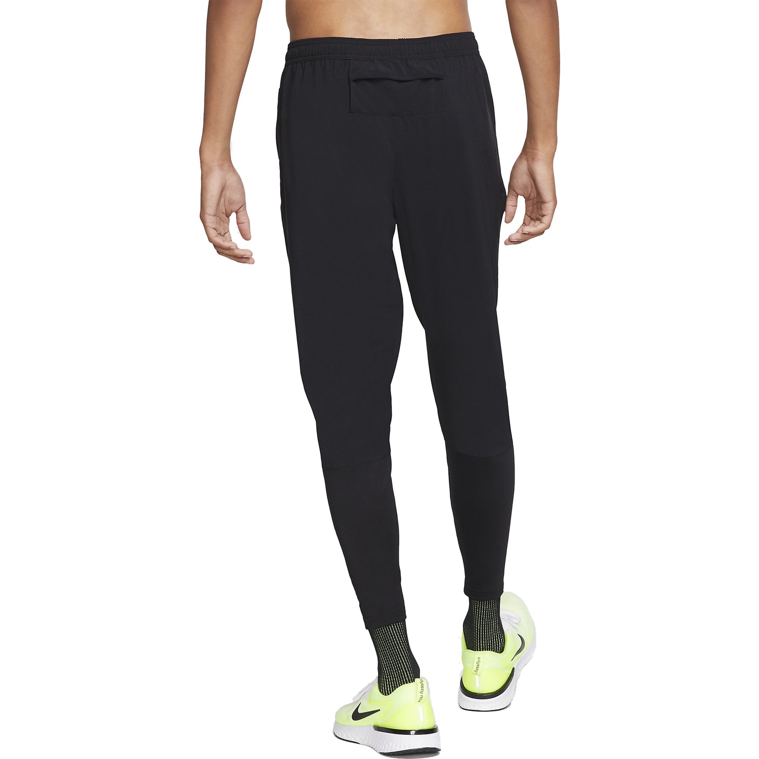 nike phenom essential