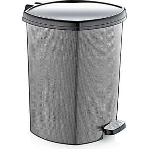 Plastik Siyah Beyaz Karo Desenli Pedallı Çöp Kovası 20 lt