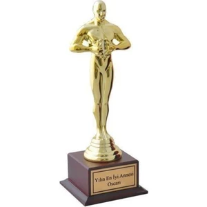 Nil Hediye Yılın En Iyi Annesi Oscar Ödülü