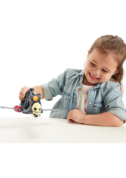 ® Imaginext DC Super Friends™ Özel Araçlar - Lobo & Motorcycle - Dönüşebilir Motosikletli Aksiyon Figür, Bulldog Köpeği Dahil - GKJ24