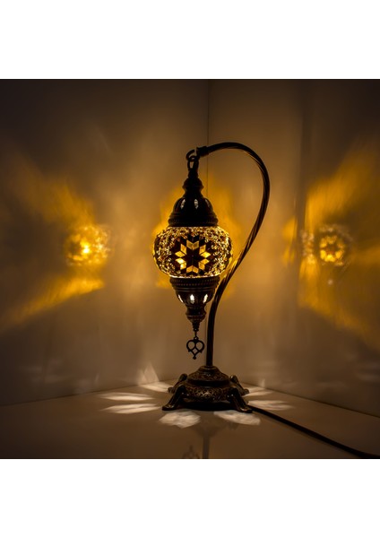 Osmanlı Dekoratif Otantik Masa Lambası