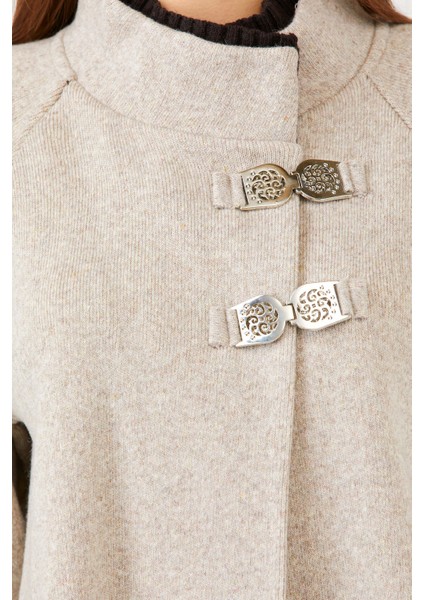 Agraflı Yaka ve Kol Detaylı Kadın Ceket - Vizon modelleri