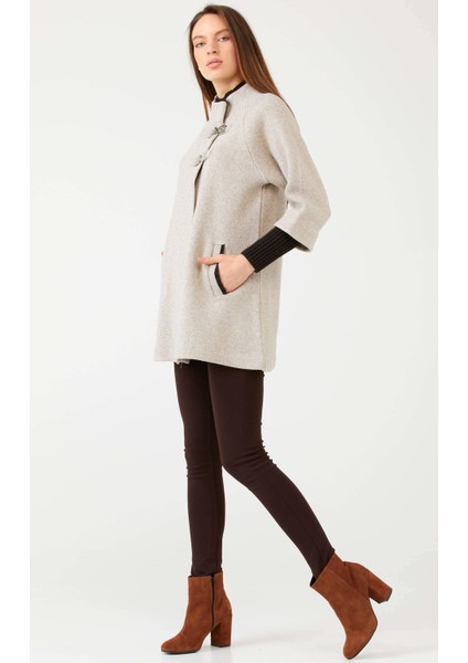 Agraflı Yaka ve Kol Detaylı Kadın Ceket - Vizon indirimleri