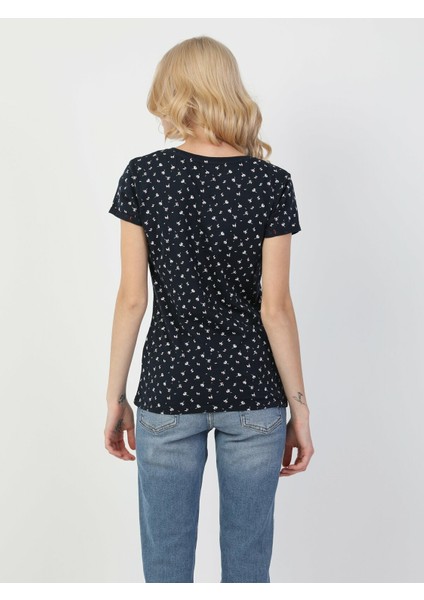Colins Slim Fit Bisiklet Yaka Kadın Lacivert Kısa Kol Tişört modelleri