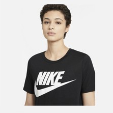 Nike Essentia Bisiklet Yaka Normal Kalıp Düz Siyah Kadın T-Shirt AT5464-010