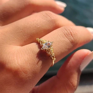 Fasek Gold Gümüş Yüzük -  Milda Love Signity Swaroski Taşlı Evlilik Teklifi Prenses 925 Ayar 0.50 Karat Gümüş Yüzük