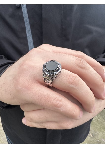 925 Ayar Gümüş Zirkon Taşlı Aslan Motifli Erkek Yüzük modelleri