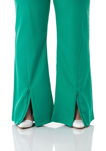 Büyük Beden Paçası Fermuarlı Beli Arkadan Lastikli Yeşil Pantolon fırsatları