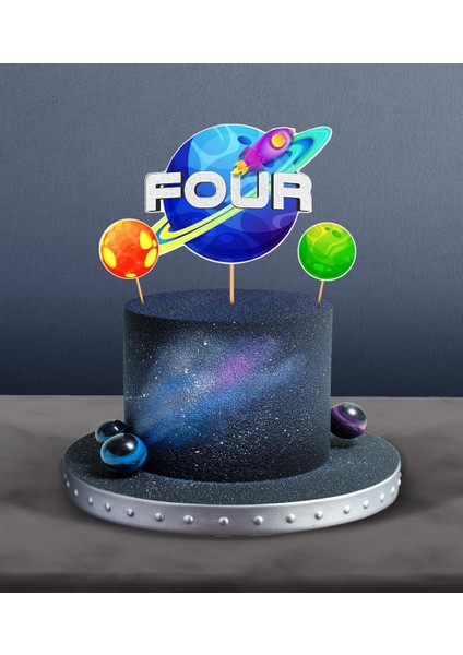 Uzay Temalı Four 3’lü 4 Yaş Pasta Süsü