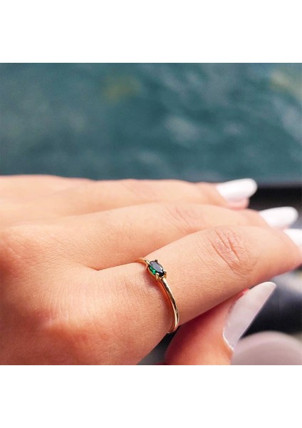 Gümüş Yüzük - 0.30Karat Oval Swarovski Zümrüt Yeşili 925 Ayar Gümüş Yüzük-Tektaş Minimal Gümüş Yüzük