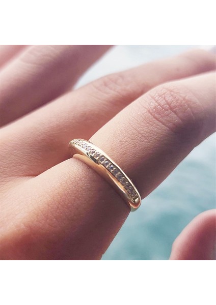 Gümüş Yüzük - Bombeli Sıra Taşlı Signity Swarovski 925 Ayar Gümüş Alyans modelleri