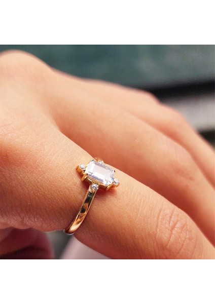 Gümüş Yüzük - Octagon Kesim Swarovski Taşlı 0.95 Karat Pırlanta Montorü Şık 925 Ayar Gümüş Yüzük fiyatları