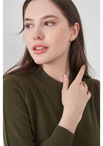 Çetinkaya Miramira Dik Yaka Haki Triko modelleri