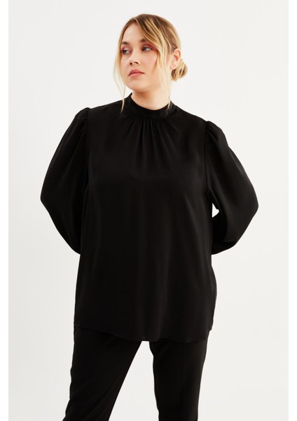 Büzgü Detaylı Saten Bluz fiyatları