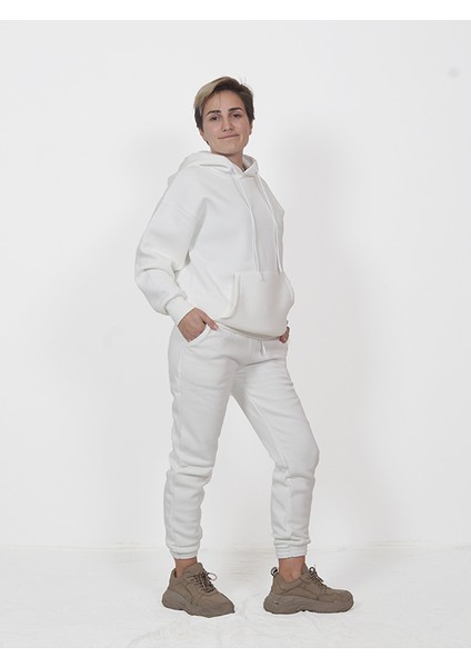 Beyaz Eşofman Takım